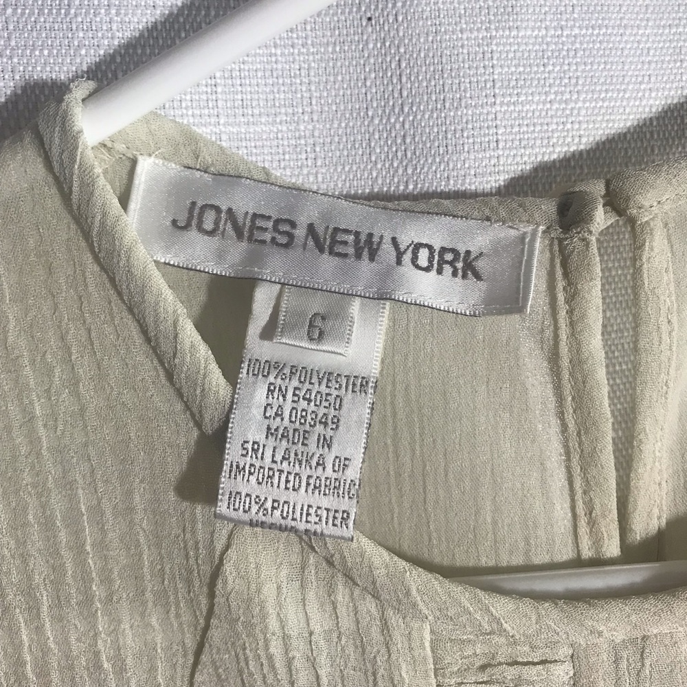 JONES NEW YORK Women's Size 6 Small Beige Sleeveless Tank Top Blouse - Picture 5 of 11